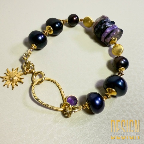 Bransoletka z czarnej perły i czaroitu | srebro złocone 24k – Kuźmińska Design