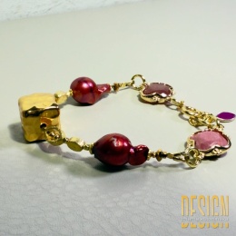 Bransoletka z czerwoną perłą Biwa i rodonitem – pozłacane srebro 24k