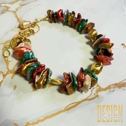 „Bransoletka z kolorowych pereł Biwa | Srebro złocone 24 K”