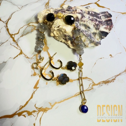 Kolczyki z labradorytem na złoconych sztyftach z cyrkoniami