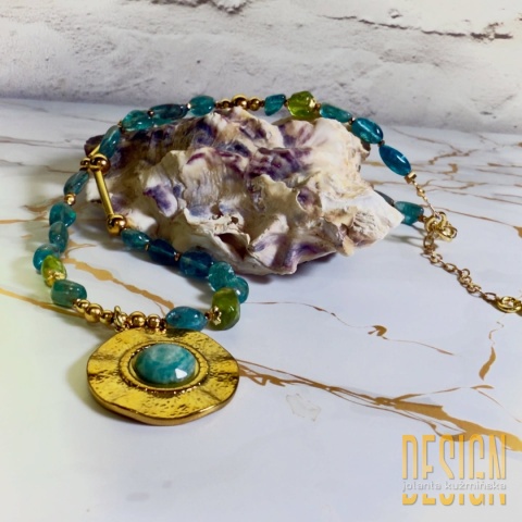 Naszyjnik z apatytu z zawieszką w stylu antycznym | Kolekcja Antiqua | Kuźmińska Design