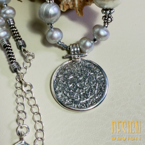 Naszyjnik z naturalnych pereł Honora z antyczną zawieszką – srebro 925 | Kuźmińska Design