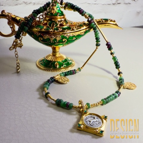 Naszyjnik z rubinu z zoisytem z antyczną zawieszką i monetkami | Kolekcja Antiqua – Kuźmińska Design